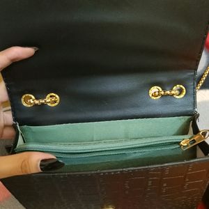 Sling Bag