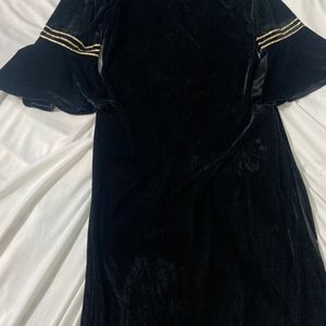 Black Velvet Foil Print Flared Sleeve Kurta