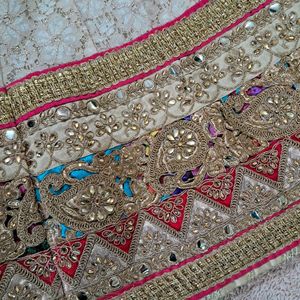 Golden Heavy-Work Lehnga