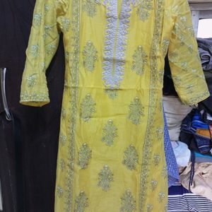 kurti with dupatta