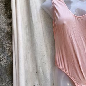 CUTE PEACH BODYSUIT