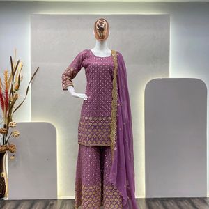 Beautiful & Comfortable Sarara Outfit