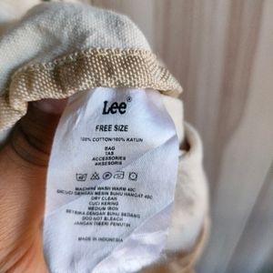 Lee Off White Tote Bag