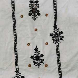 Aari Embroidered With Beeds And Sequence Zari Work