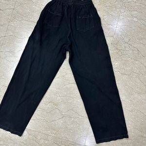 Black Pants With White Stitch
