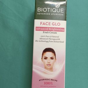 biotique advanced ayurveda face glow fruit cream