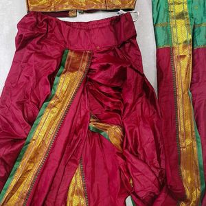 Readymade Nauvari Saree (Red)