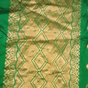 Bright Leaf Green Silk Saree