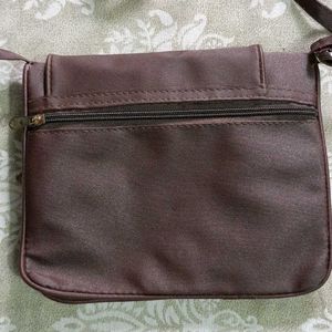 Brown Slingbad Side Bag