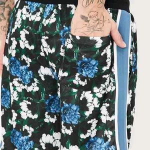 MAX Men Mid-Rise Floral Print Regular Fit Short.