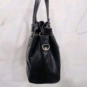 100 Percent Leather Bag