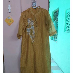 Kurtaset And Suut Set With Dupatta