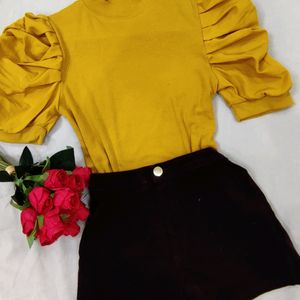 Puffed sleeve top🌼