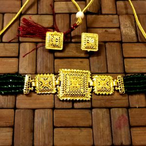 Gold Plated Chokar With Crystal Beads