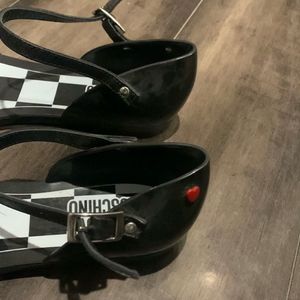 Authentic Moschino peep toe sandals