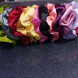 Cheapest Scrunchies Ever