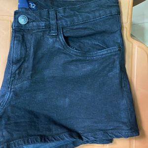 Tokyo Talkies 32 Size Faded Black Shorts