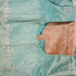 Saree With Blause