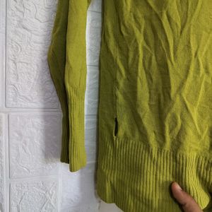 Corian Thrifted Zara Green Shrug