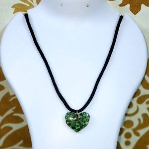 Pendent green stones heart Resin/Rhinestone/trend