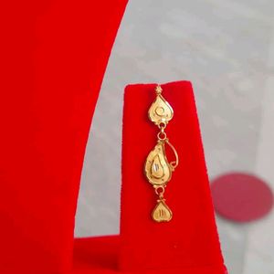 22c Hallmark Gold Earrings