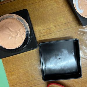 FOUNDATION AND COMPACT MAYBELLINE