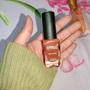 Carlton London - NOOR With Insight Nail paint