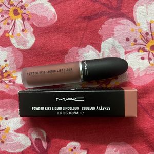 MAC Powder Kiss Liquid Lipstick "Date-Maker"