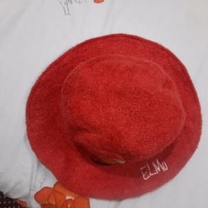 Round Cap Red Color