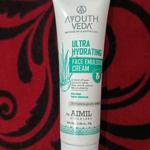 Ultra Hydrating Face Emulsion Cream