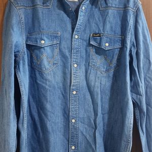 Wrangler Denim Shirt/jacket