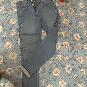 Denim Skinny Jeans For Girls