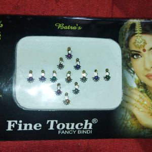 Fency Bindiya