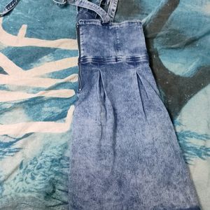 SHORT DENIM DRESS CUM DUNGAREE SKIRT