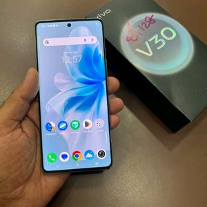 Vivo v30 5G (8/128)