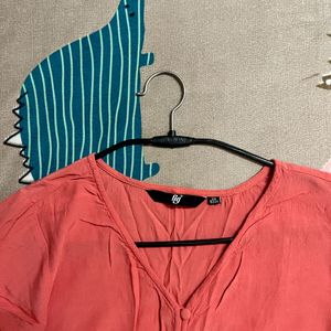 Coral Shade Top