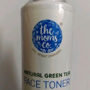 Natural Green Tea Face Toner (200 Ml)