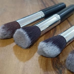 Makeup Brushes