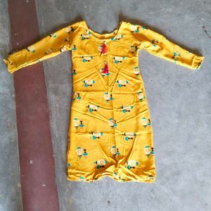 A Very Beautiful Yellow Colour Kurti