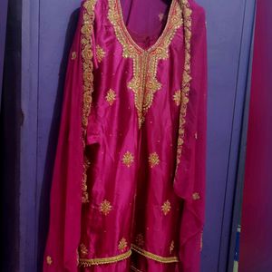 Beautiful Embroidery Golden Work Kurta set