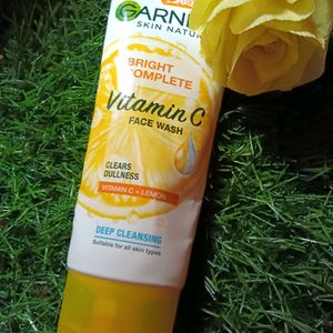 Garnier Vitamin C Face Wash