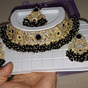 Black Colour Jewellery Set