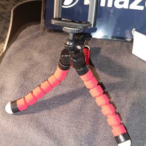 New Tripod From bllaze With phone Holder