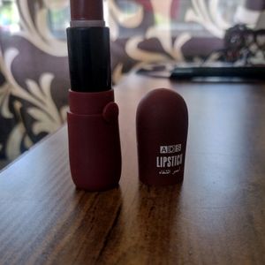 BRANDED LIPSTICK