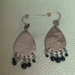 Silver And Black Beads Earrings