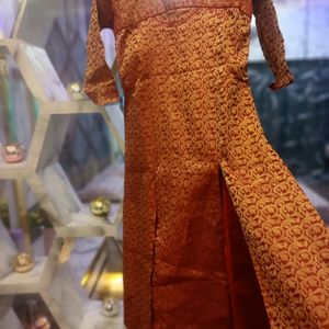 Beautiful Kurti With Skart With Dupatta