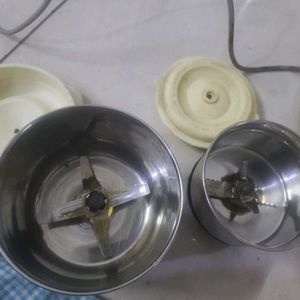 Mixer Grinder In Good Condition