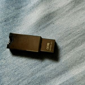 ADATA Pen Drive 128 GB - USB 2.0 - UV250