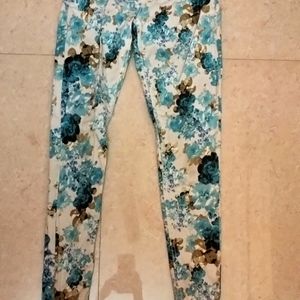 Floral Design Jeans