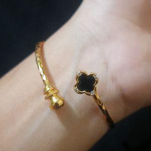 Clover Bracelet